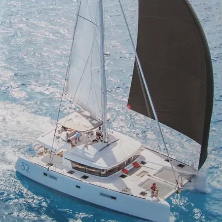 Catamaran Turkey By Louis Πλωτό κατάλυμα Αλικαρνασσός