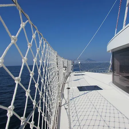 Catamaran Turkey By Louis * Αλικαρνασσός