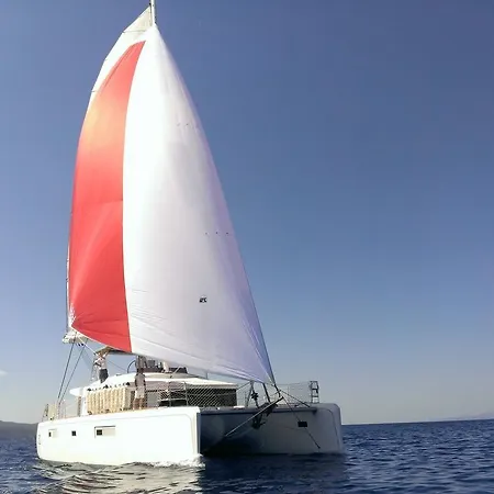 Catamaran Turkey By Louis * Αλικαρνασσός