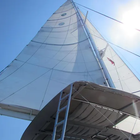 Botel Catamaran Turkey By Louis *