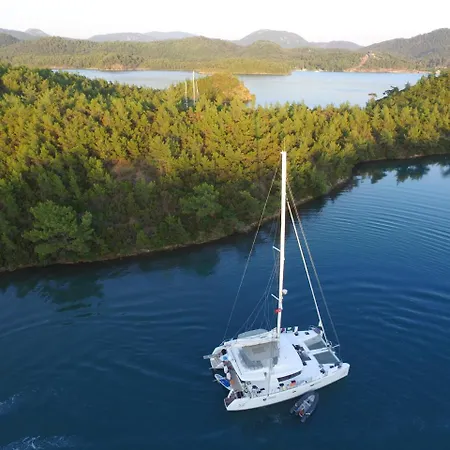 Catamaran Turkey By Louis * Αλικαρνασσός